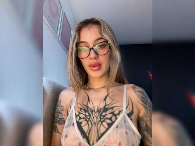 TaylorKnapp live cam on BongaCams