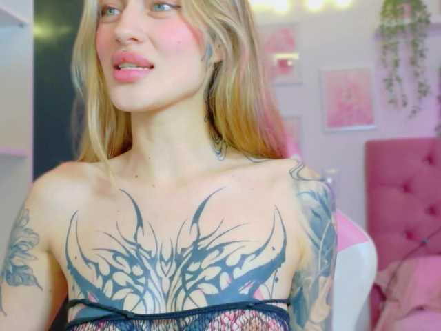 TaylorKnapp live cam on BongaCams