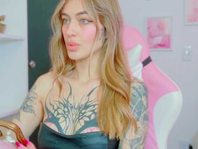 TaylorKnapp live cam on BongaCams