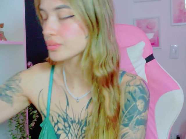 TaylorKnapp live cam on BongaCams