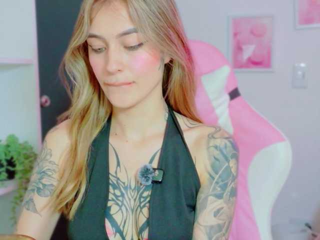 TaylorKnapp live cam on BongaCams
