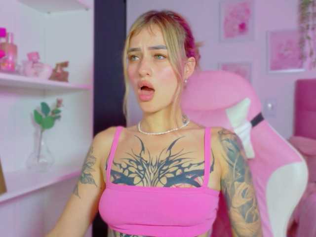 TaylorKnapp live cam on BongaCams