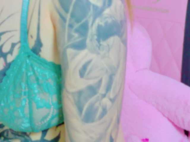 TaylorKnapp live cam on BongaCams