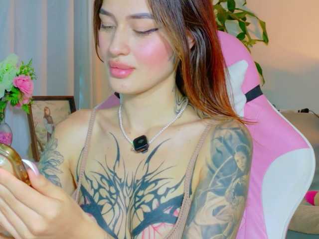 TaylorKnapp's BongaCams show and profile