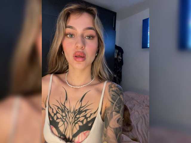 TaylorKnapp live cam on BongaCams