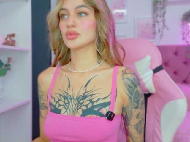 TaylorKnapp live cam on BongaCams