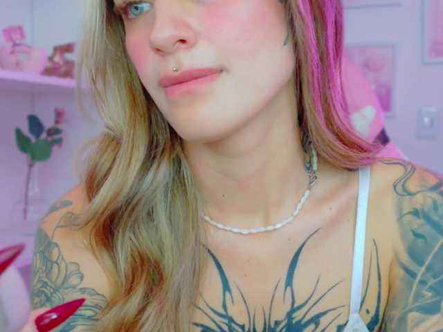 TaylorKnapp live cam on BongaCams