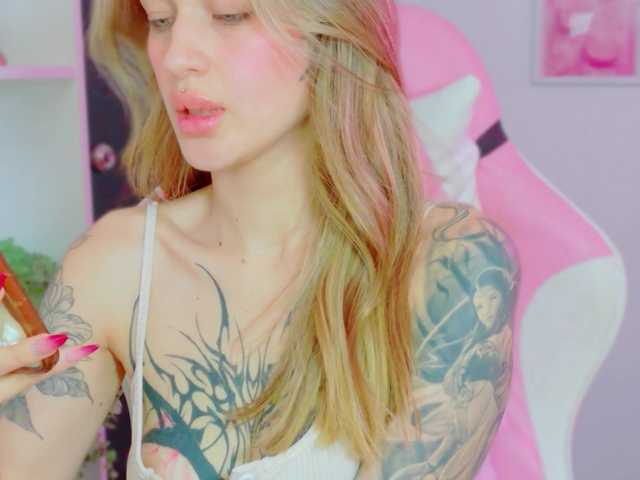 TaylorKnapp live cam on BongaCams