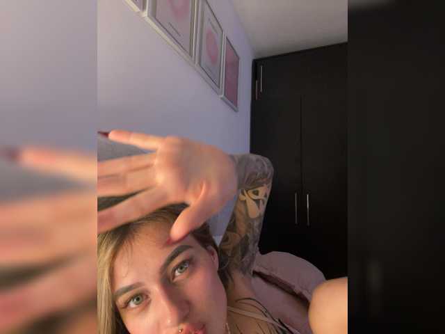 TaylorKnapp live cam on BongaCams