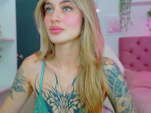 TaylorKnapp live cam on BongaCams
