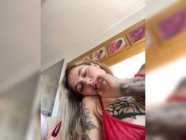 TaylorKnapp live cam on BongaCams