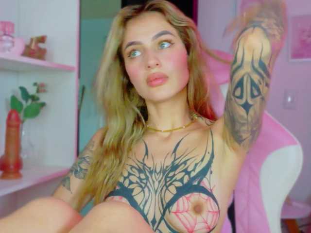 TaylorKnapp live cam on BongaCams