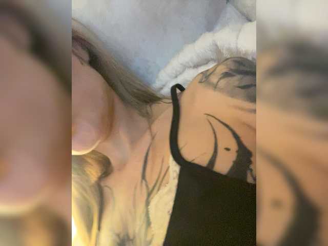 TaylorKnapp live cam on BongaCams