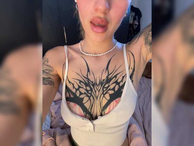 TaylorKnapp live cam on BongaCams