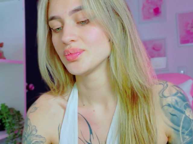 TaylorKnapp live cam on BongaCams