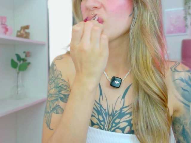 TaylorKnapp live cam on BongaCams