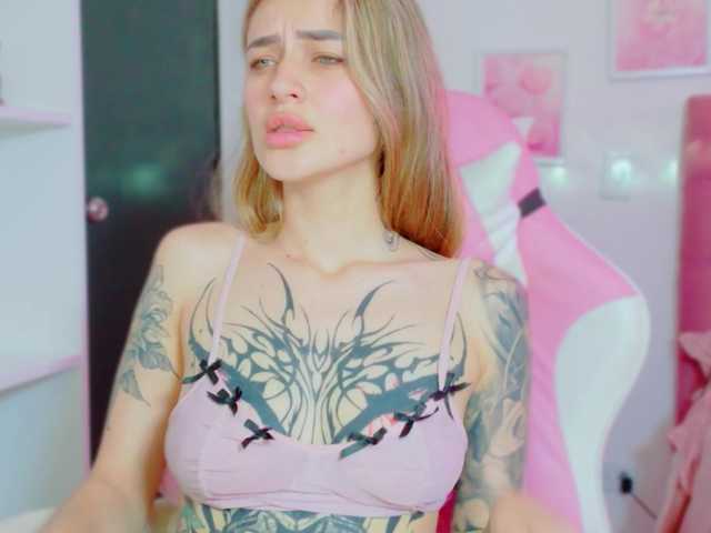 TaylorKnapp live cam on BongaCams