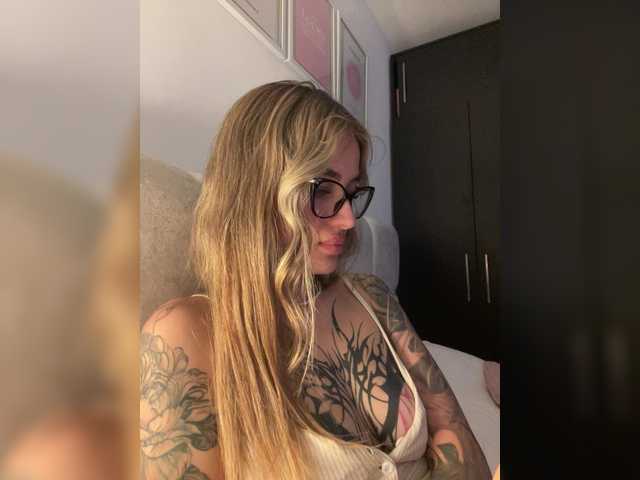 TaylorKnapp live cam on BongaCams