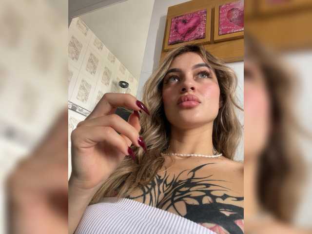 TaylorKnapp live cam on BongaCams