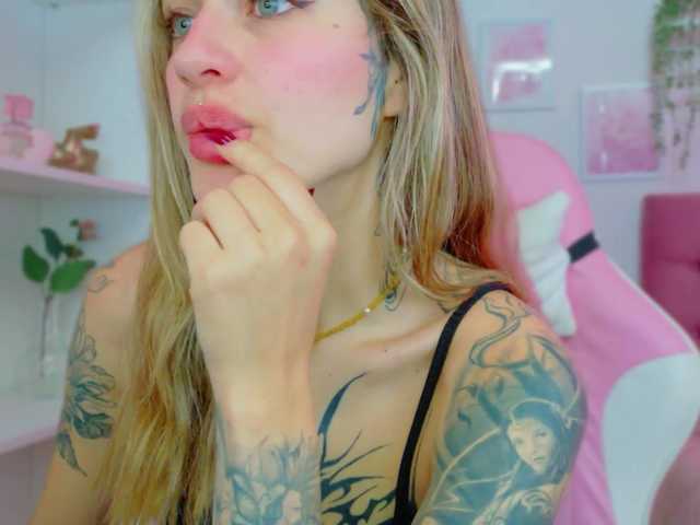 TaylorKnapp live cam on BongaCams