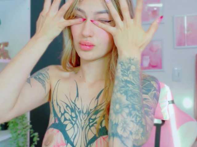 TaylorKnapp live cam on BongaCams