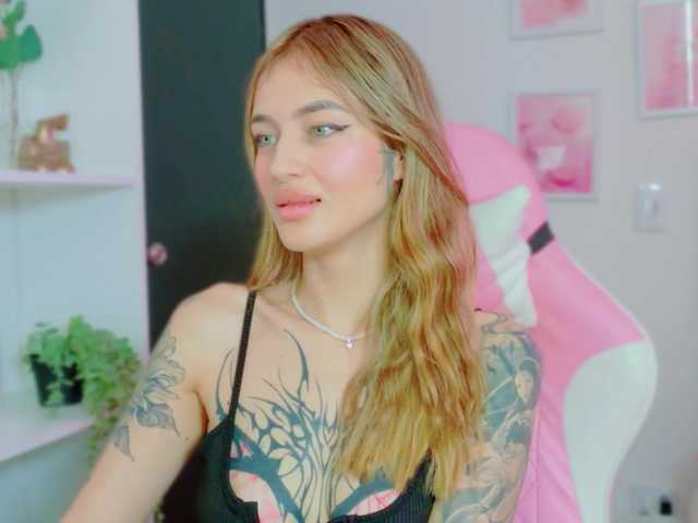 TaylorKnapp live cam on BongaCams