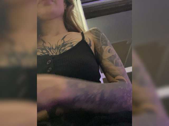 TaylorKnapp live cam on BongaCams
