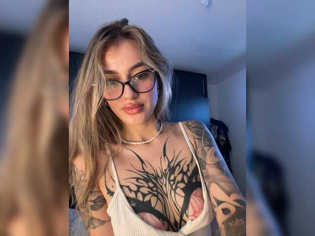 TaylorKnapp live cam on BongaCams