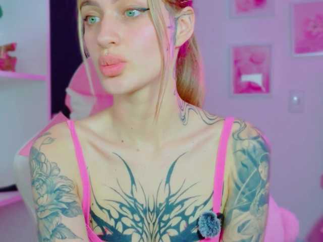 TaylorKnapp live cam on BongaCams