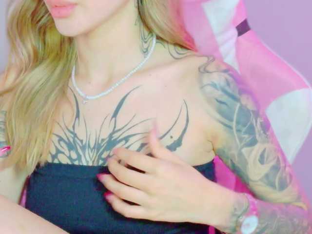TaylorKnapp live cam on BongaCams