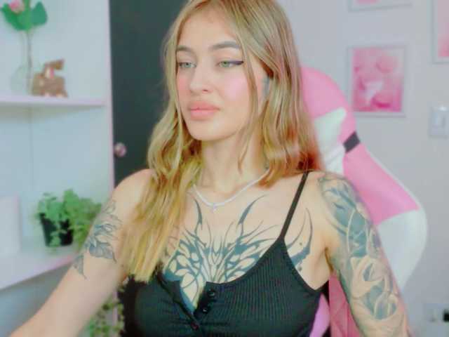 TaylorKnapp live cam on BongaCams