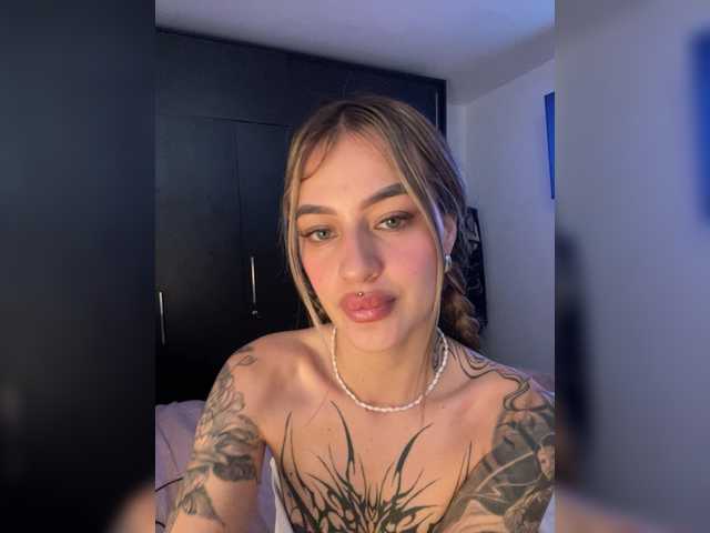 TaylorKnapp live cam on BongaCams