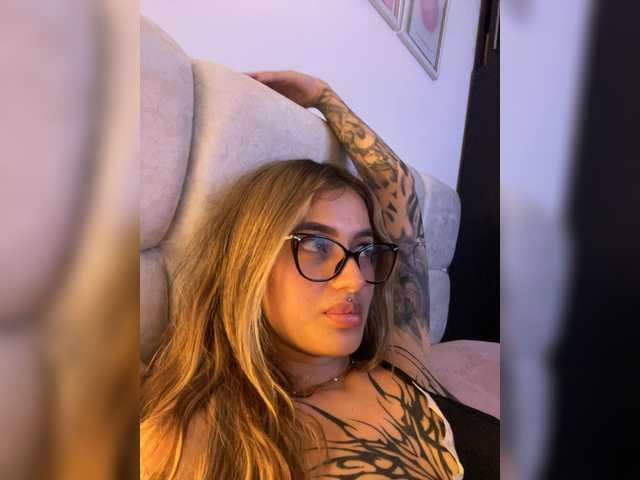 TaylorKnapp live cam on BongaCams