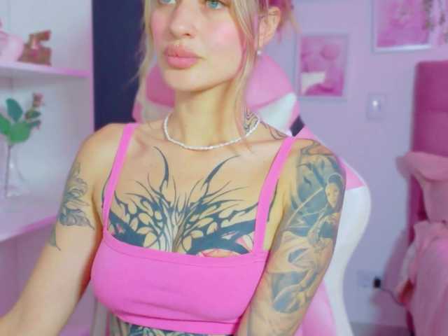 TaylorKnapp live cam on BongaCams