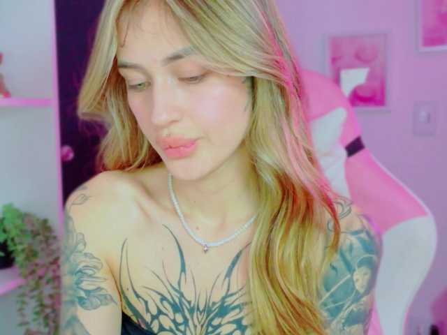 TaylorKnapp live cam on BongaCams