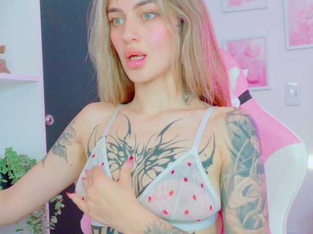 TaylorKnapp live cam on BongaCams