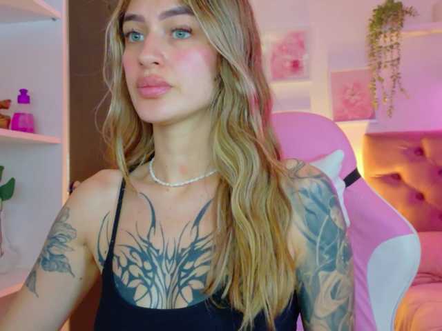 TaylorKnapp live cam on BongaCams