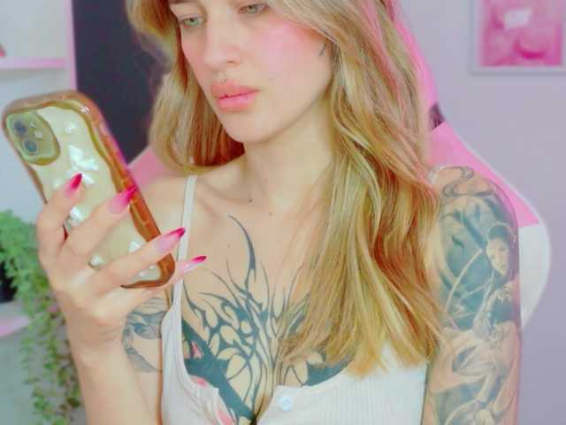 TaylorKnapp live cam on BongaCams