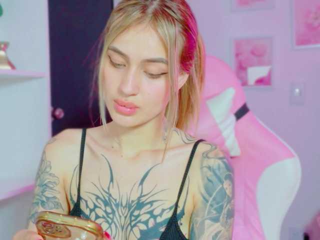TaylorKnapp live cam on BongaCams