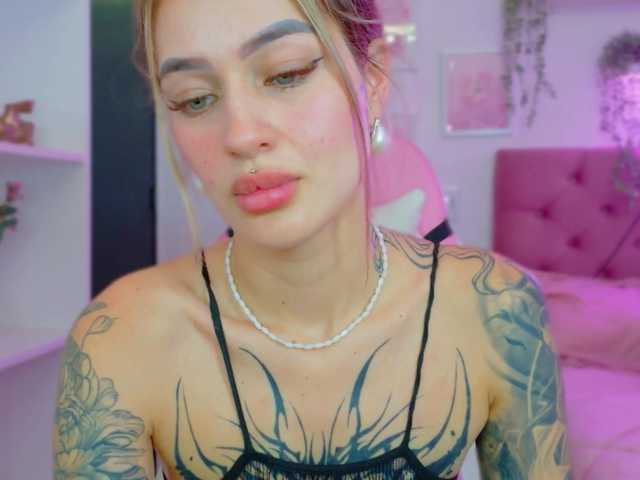 TaylorKnapp live cam on BongaCams