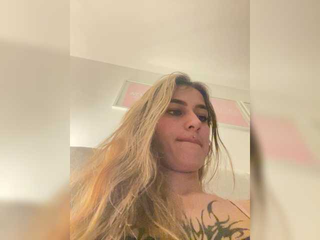TaylorKnapp live cam on BongaCams