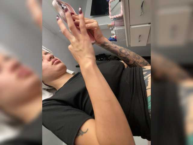 TaylorKnapp live cam on BongaCams