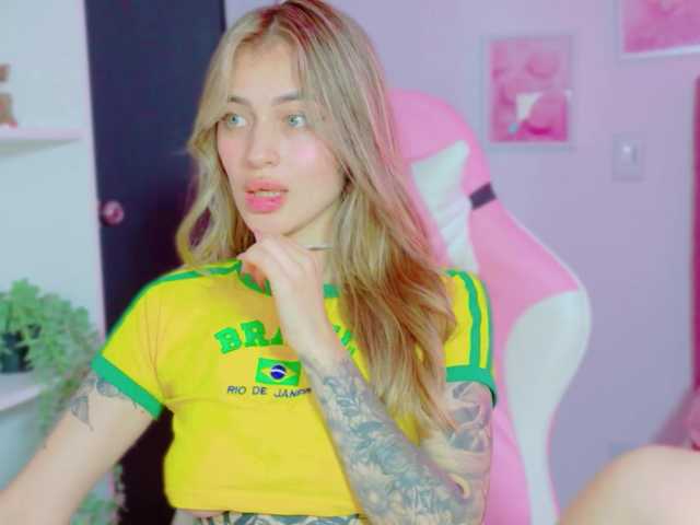 TaylorKnapp live cam on BongaCams