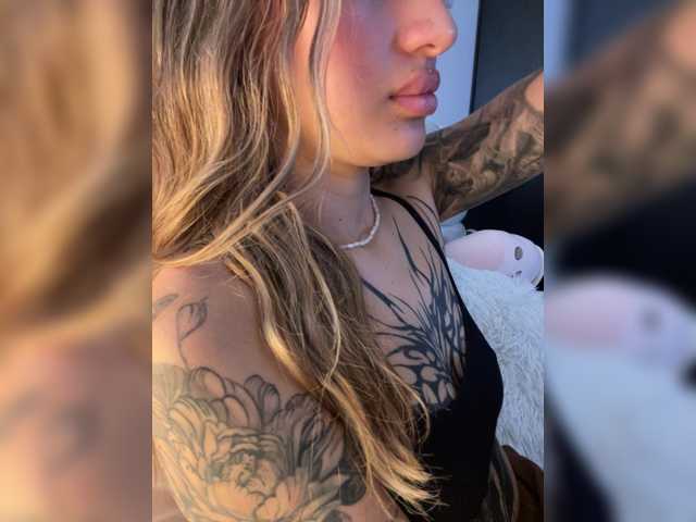 TaylorKnapp live cam on BongaCams