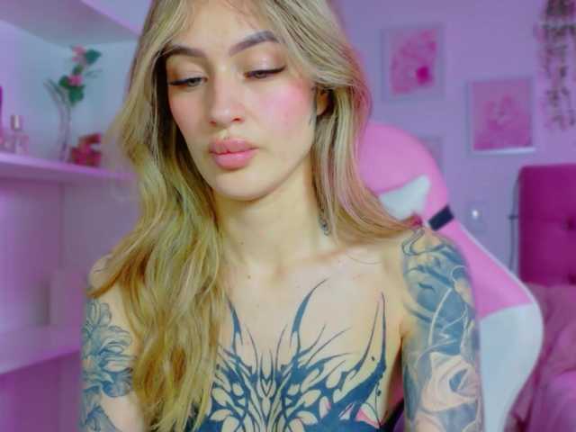 TaylorKnapp live cam on BongaCams