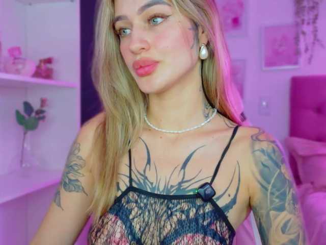 TaylorKnapp live cam on BongaCams