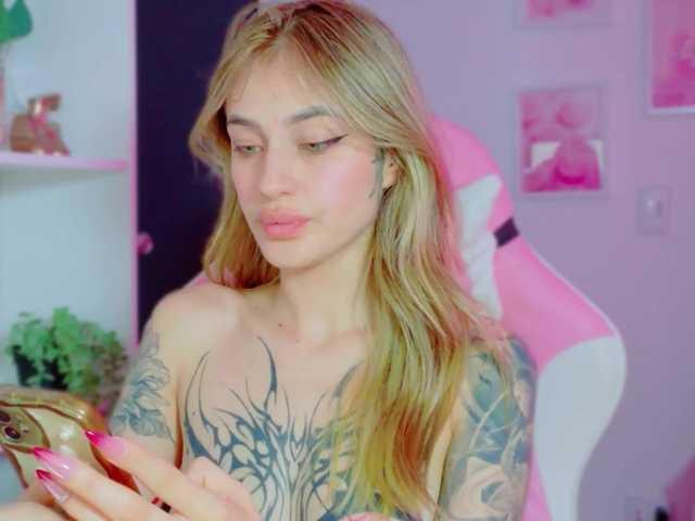 TaylorKnapp live cam on BongaCams