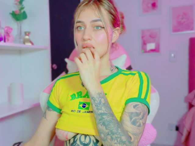 TaylorKnapp live cam on BongaCams
