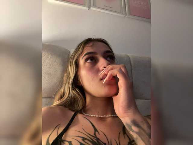 TaylorKnapp live cam on BongaCams
