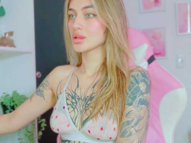 TaylorKnapp live cam on BongaCams